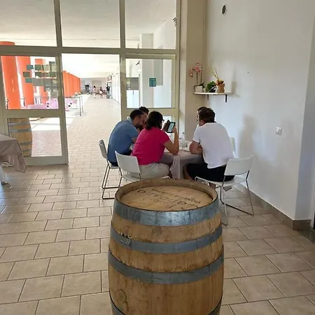 Bed & Wine Ciro Bed & Breakfast *